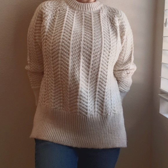 H&M cable Knit Sweater - Picture 6 of 7